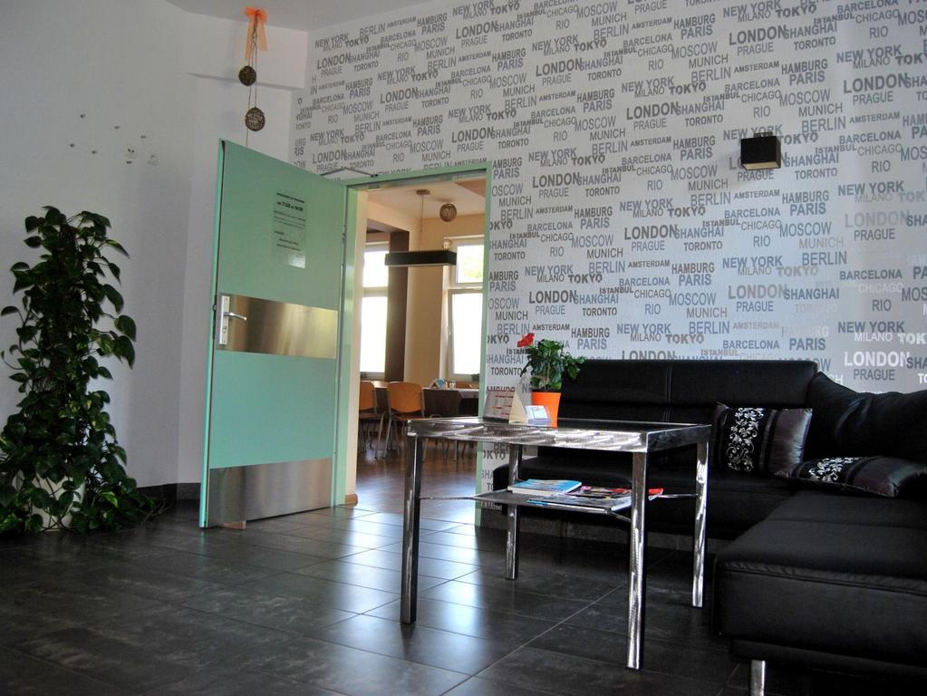 Hostel24 Bed&Breakfast Bydgoszcz Exterior foto